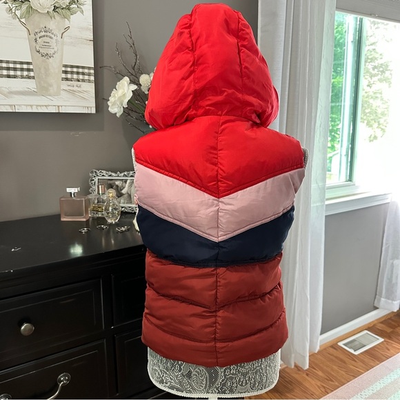 Aeropostale Colorblock Puffer Vest Hooded Chevron Red Pink Navy Size S - Picture 8 of 11
